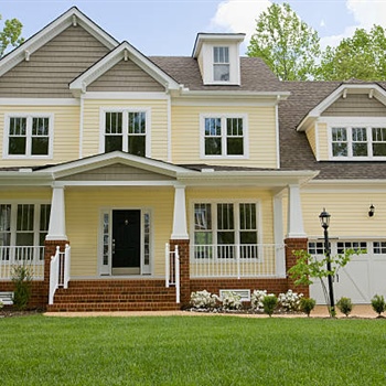 Wood vs Engineered Wood Drop Siding: Pros, Cons & Comparison